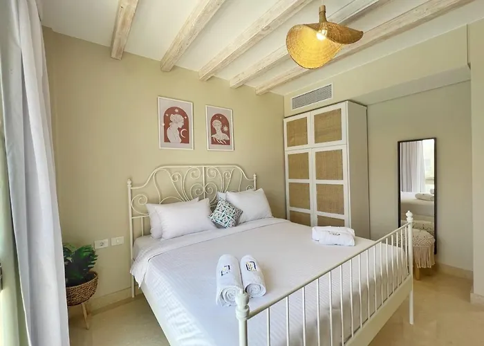 Radiant & Ravishing 2 Bdr Mangroovy Free & Pool Access شقة الغردقة