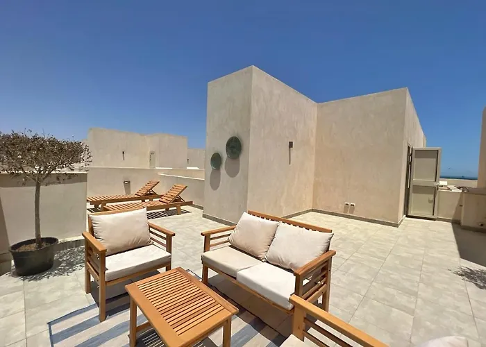 Radiant & Ravishing 2 Bdr Mangroovy Free & Pool Access شقة *