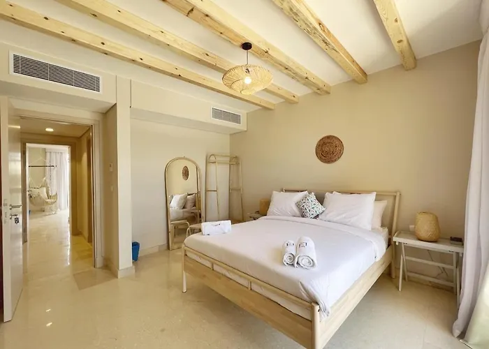 Radiant & Ravishing 2 Bdr Mangroovy Free & Pool Access * الغردقة
