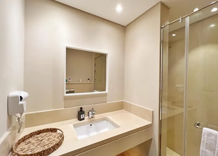 Radiant & Ravishing 2 Bdr Mangroovy Free & Pool Access الغردقة