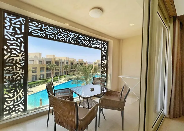Radiant & Ravishing 2 Bdr Mangroovy Free & Pool Access