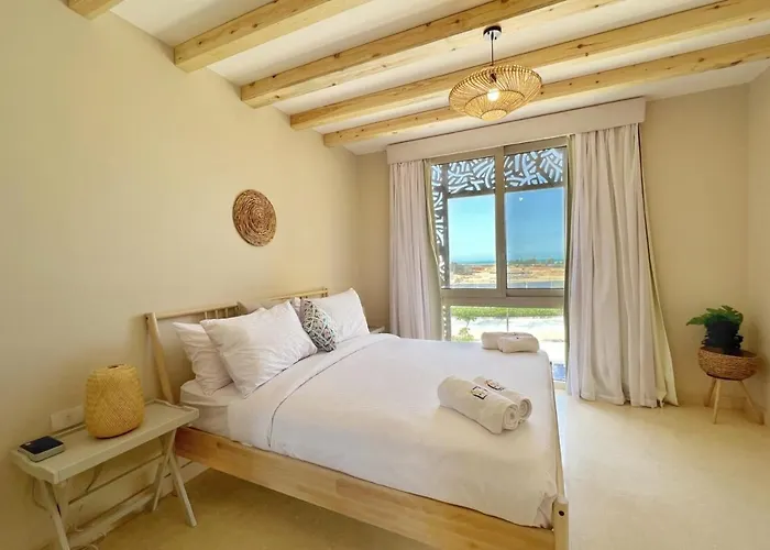 Radiant & Ravishing 2 Bdr Mangroovy Free & Pool Access * الغردقة